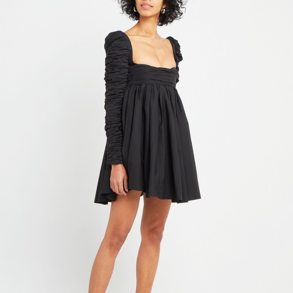 Few moda structured long sleeve frock dress size Medium KHAITE dupe